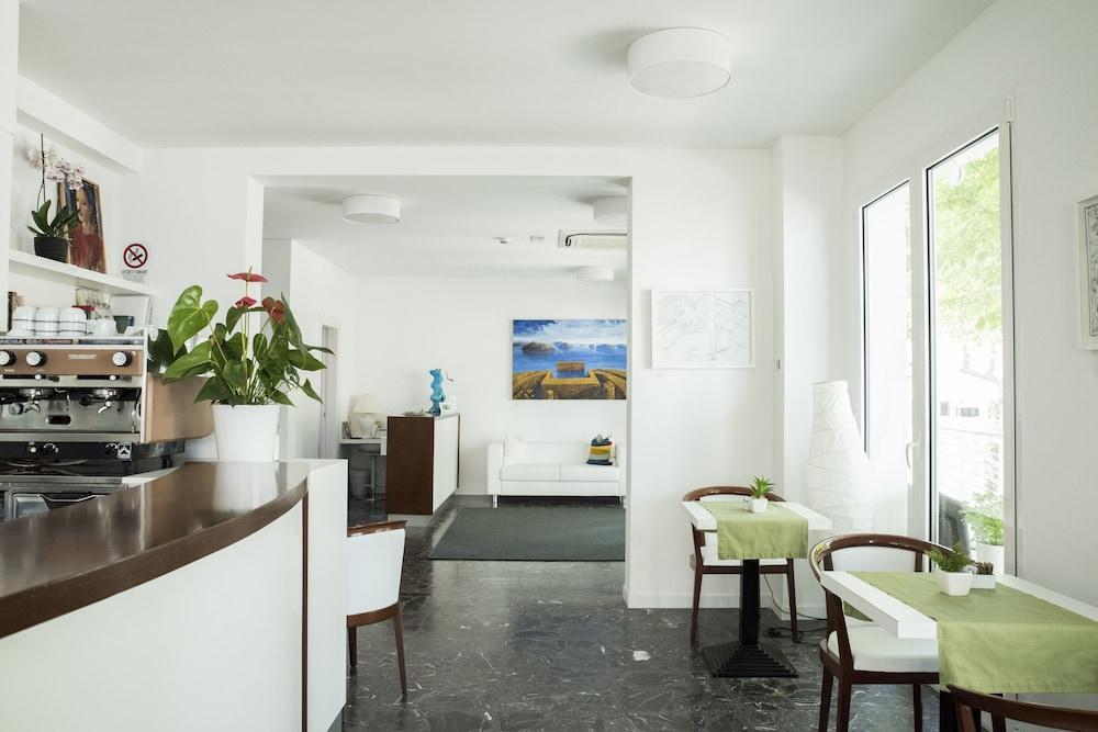 Hotel Houston Suites Rimini Exterior foto