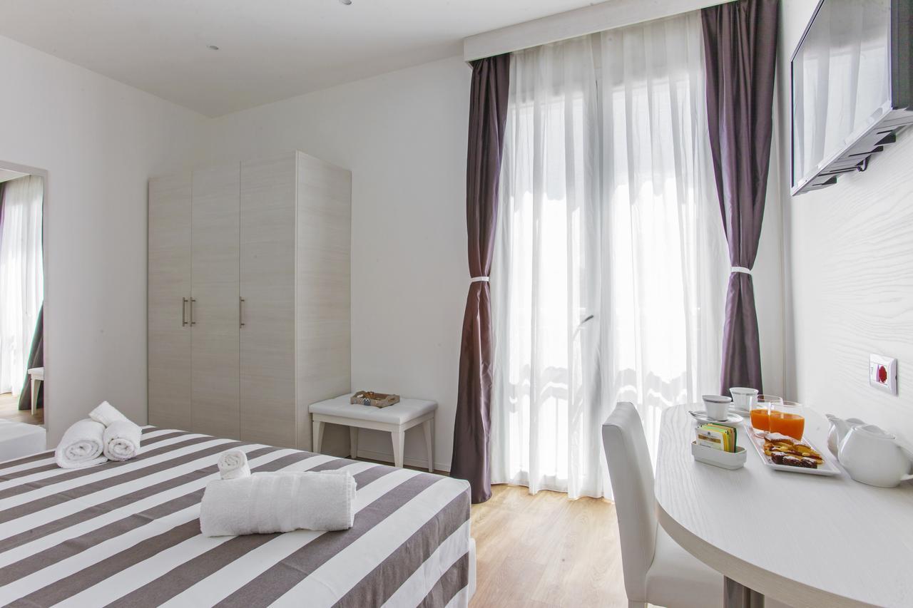 Hotel Houston Suites Rimini Exterior foto