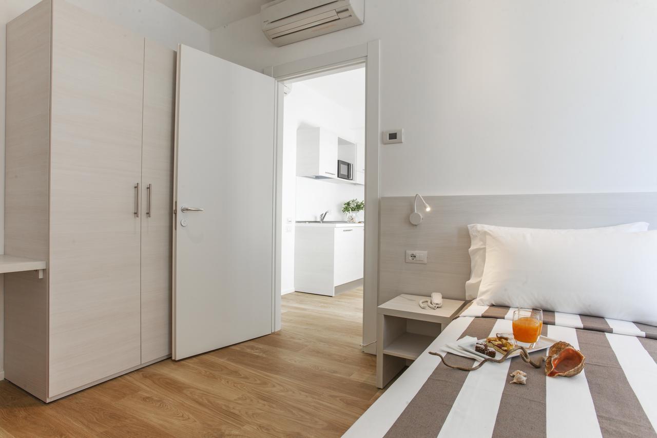Hotel Houston Suites Rimini Exterior foto