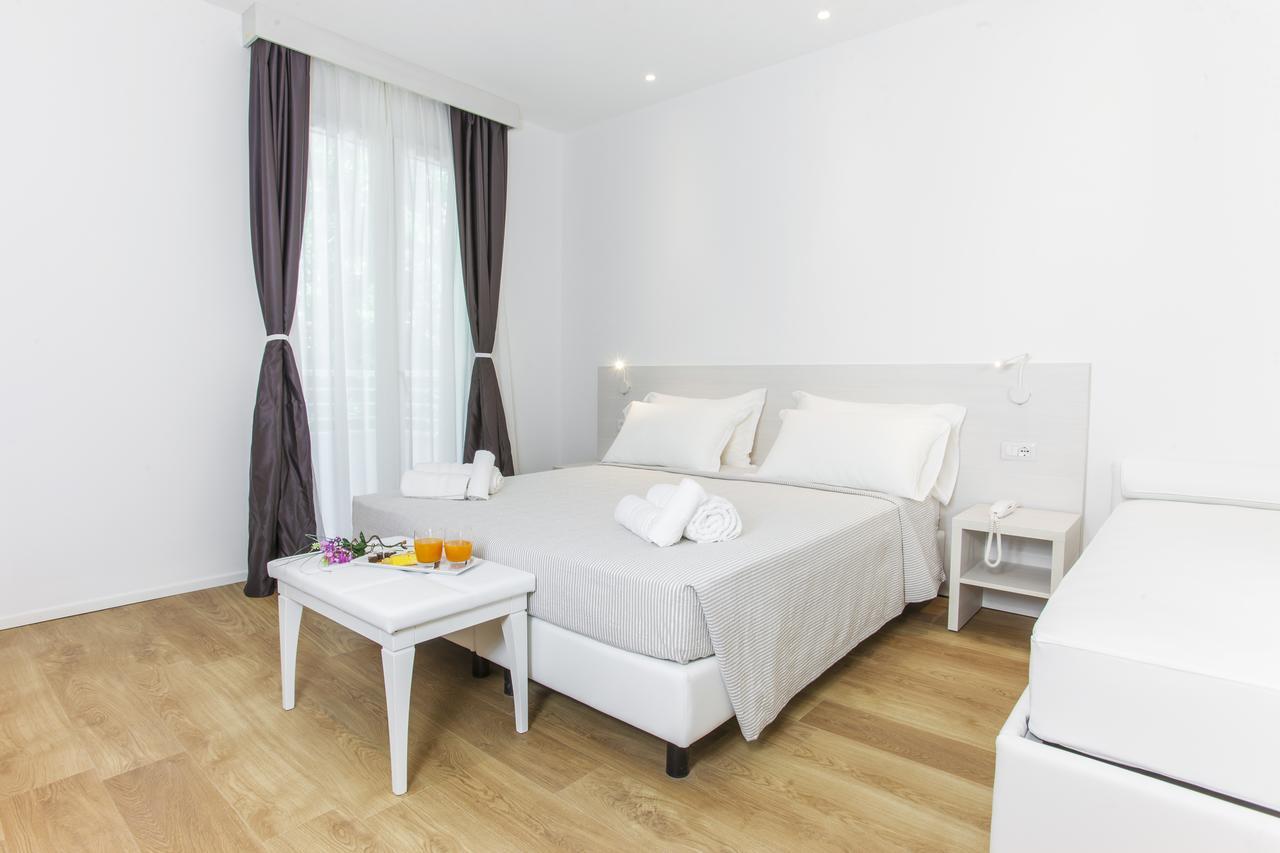 Hotel Houston Suites Rimini Exterior foto