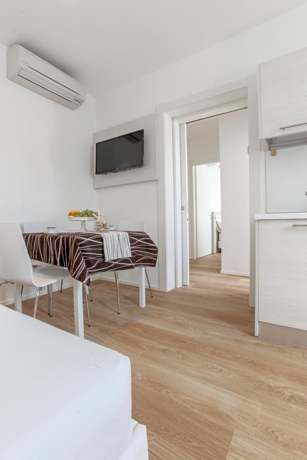 Hotel Houston Suites Rimini Exterior foto