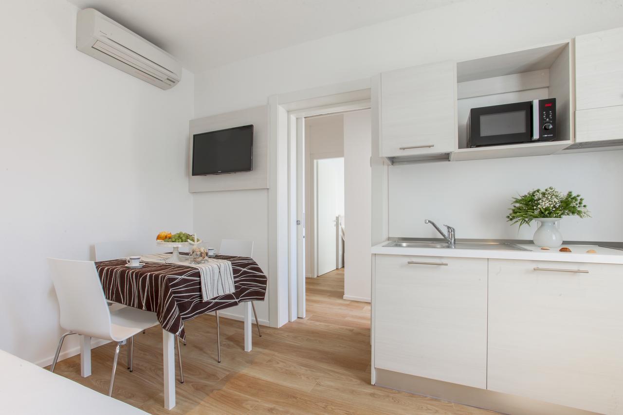 Hotel Houston Suites Rimini Exterior foto