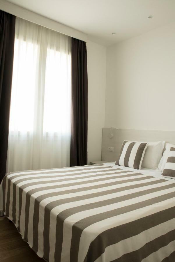 Hotel Houston Suites Rimini Exterior foto